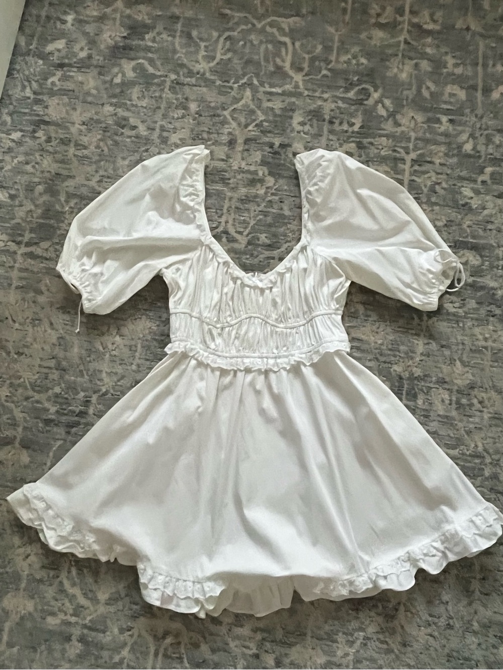 For Love & Lemons White Puff Sleeve Mini Dress - size large ; worn once
